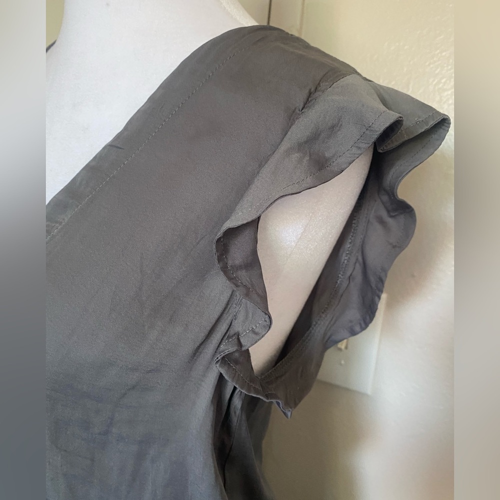 Mustard Seed Light Gray Ruffle Jumpsuit‎ - Picture 6 of 16